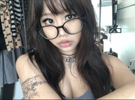 _angelmomo