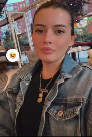 Anisa_98