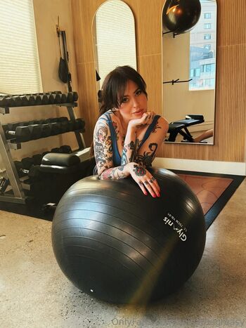 Leaked Anisa jomha private photo viral onlyfans