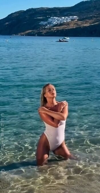 Leaked Anjaawe page private photo viral onlyfans