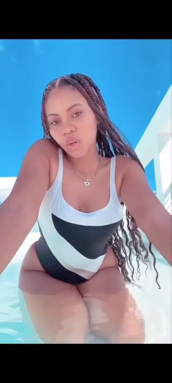 Leaked Anleny frias page private photo viral onlyfans