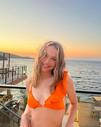 Anna Deniz