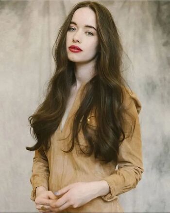 Leaked Anna popplewell private photo viral onlyfans