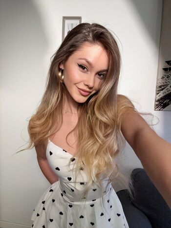 Leaked Anna stoliar private photo viral onlyfans