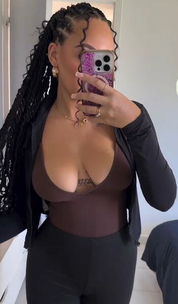 Leaked Annaaeeelle private photo viral onlyfans