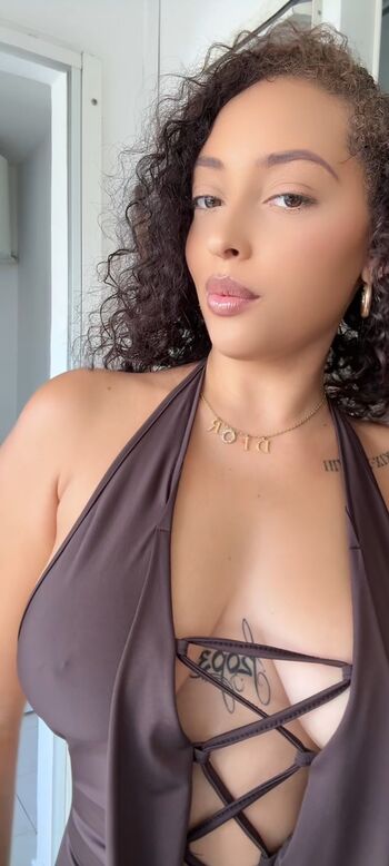 Leaked Annaaeeelle private photo viral onlyfans