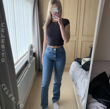 Annabelle Disley