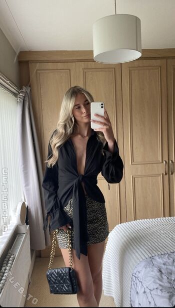 Leaked Annabelle disley private photo viral onlyfans