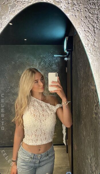Leaked Annabelle disley private photo viral onlyfans