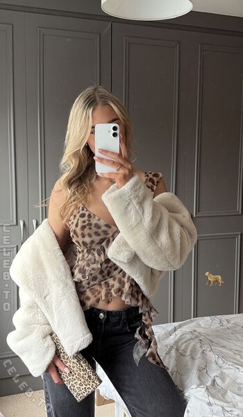 Leaked Annabelle disley private photo viral onlyfans