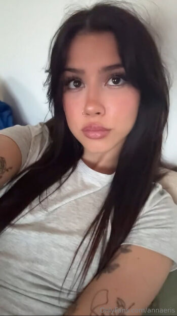 Leaked Annaeris  page private photo viral onlyfans