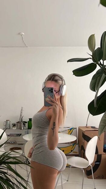 Leaked Annagretaaaa page private photo viral onlyfans
