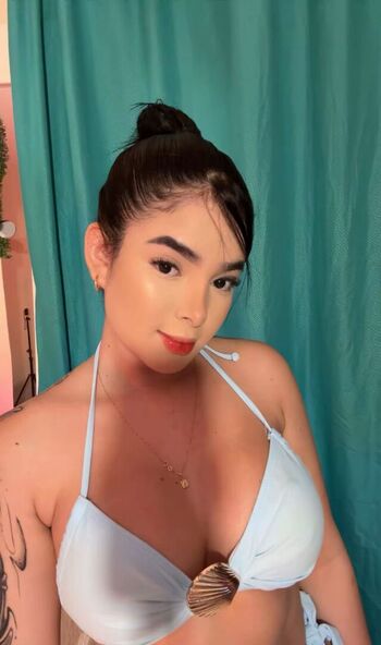 Leaked Annaishacastro private photo viral onlyfans
