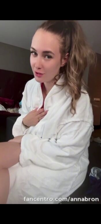 Annaloredanabron