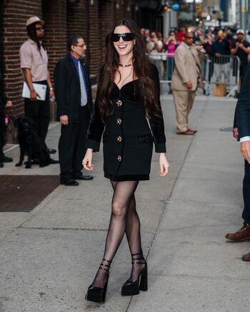 Anne Hathaway