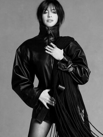 Anne Hathaway
