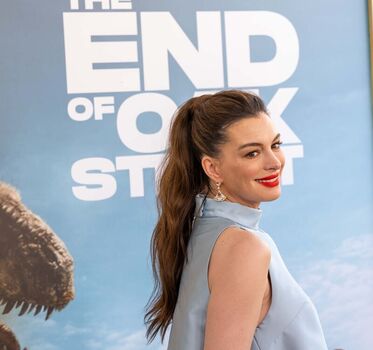 Anne Hathaway