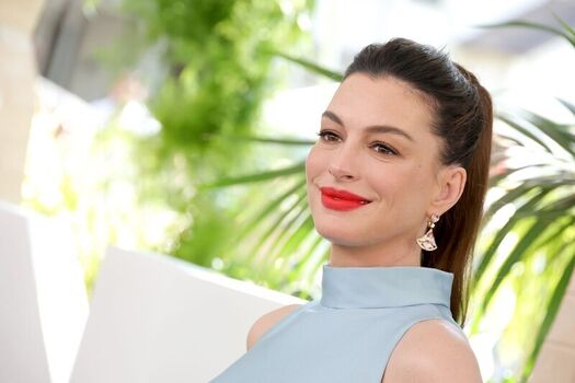 Anne Hathaway