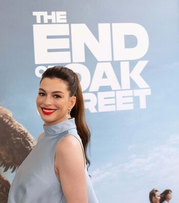 Anne Hathaway