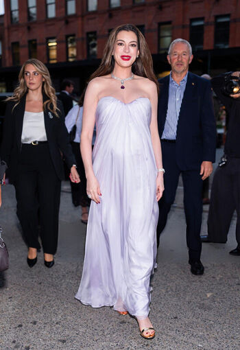 Anne Hathaway