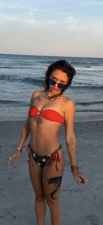 Leaked Annelise private photo viral onlyfans