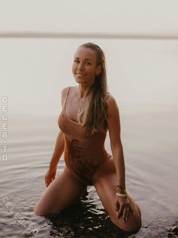 Leaked Annemarie carpendale private photo viral onlyfans