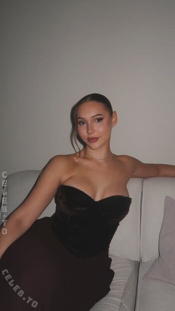 Leaked Annetthr private photo viral onlyfans