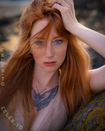 Anni Anakova