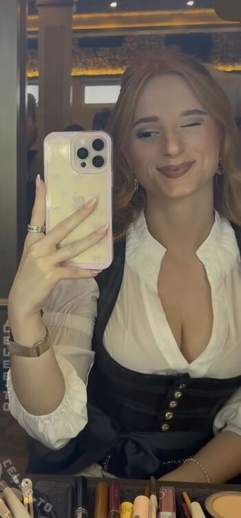 Annnkaaaa_