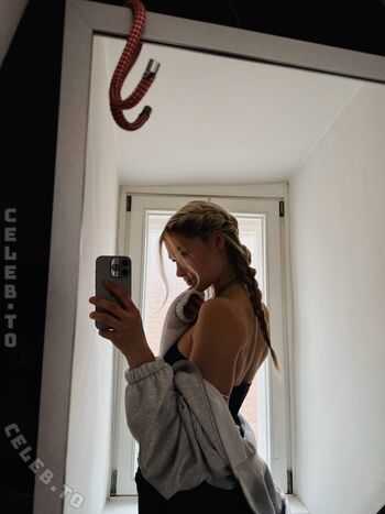 Leaked Antonia albrecht private photo viral onlyfans