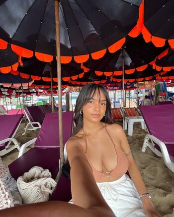 Anuschka Fredericks