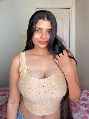 Leaked Anushka deokate private photo viral onlyfans