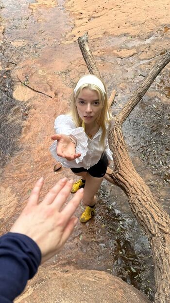 Leaked Anya taylor joy  page private photo viral onlyfans