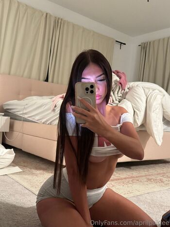 Leaked Aprilpaigee private photo viral onlyfans