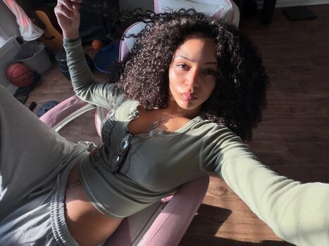 Leaked Archangellz page private photo viral onlyfans