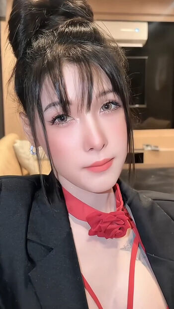 areerat_poppy