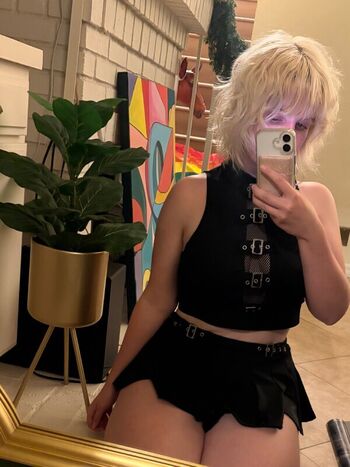 Leaked Aretteepls private photo viral onlyfans