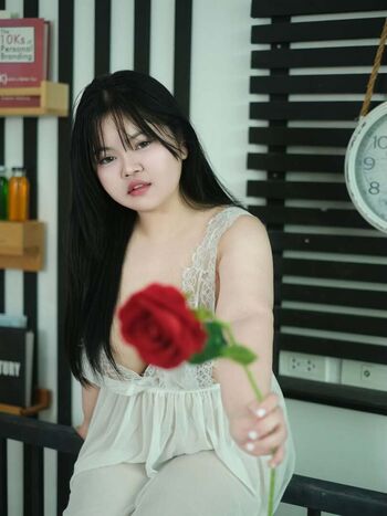 Leaked Ari wxn private photo viral onlyfans
