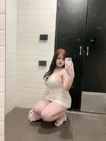 Ari_wxn
