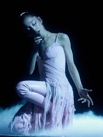 Leaked Ariana grande private photo viral onlyfans
