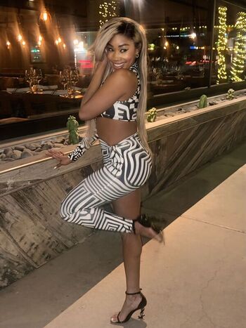 Leaked Ariane andrew private photo viral onlyfans