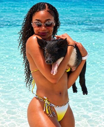 Leaked Ariane andrew private photo viral onlyfans