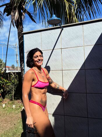 Leaked Ariane arajo private photo viral onlyfans