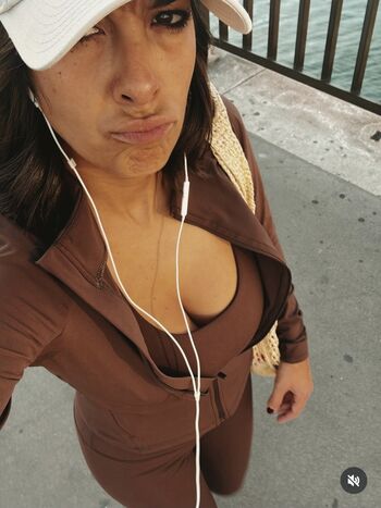 Leaked Ariane seguillon private photo viral onlyfans