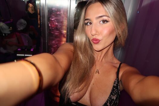 Leaked Arianna felber private photo viral onlyfans