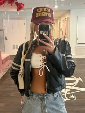 Leaked Arianna felber private photo viral onlyfans