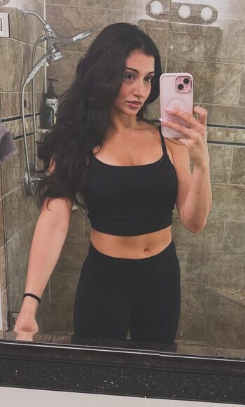 Leaked Arianna grace private photo viral onlyfans