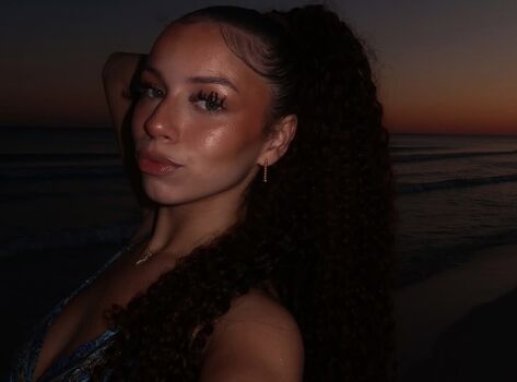 Arianna_tyler