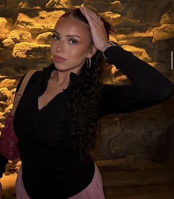 Leaked Arianna tyler private photo viral onlyfans