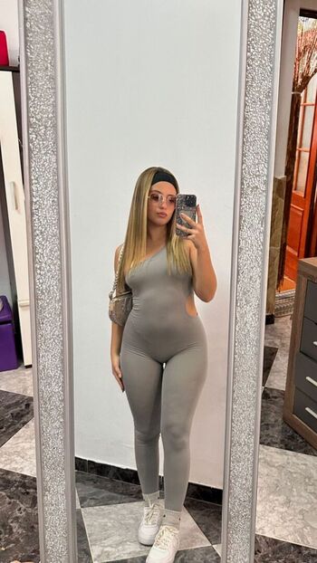 Leaked Aricedress private photo viral onlyfans